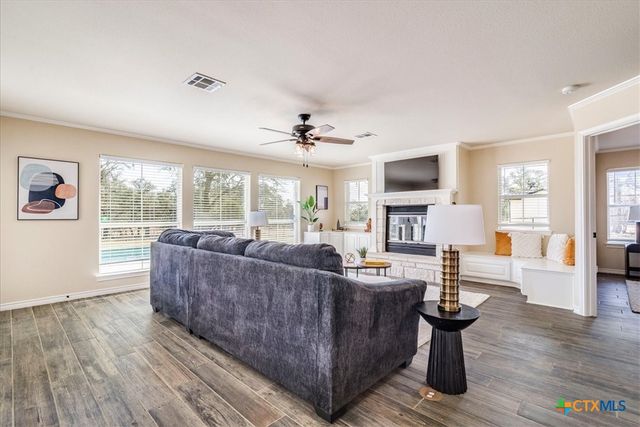 8301 Brewer Lane, Salado, TX 76571