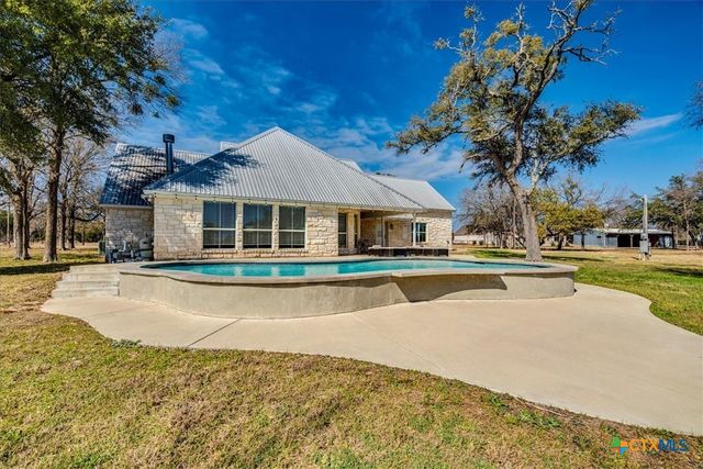8301 Brewer Lane, Salado, TX 76571