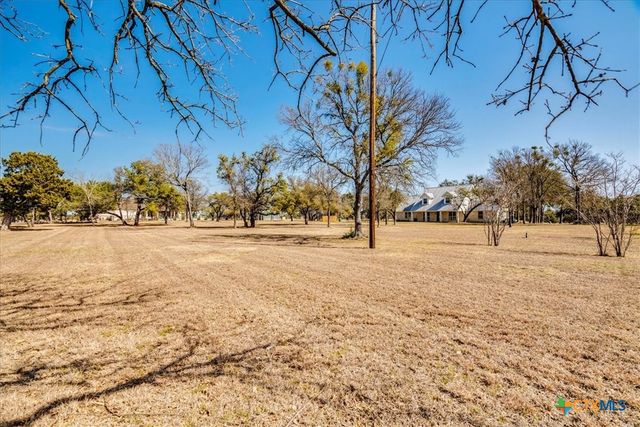 8301 Brewer Lane, Salado, TX 76571