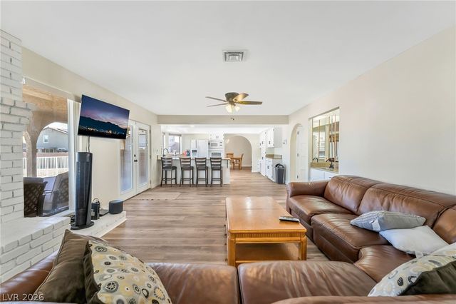 1410 East Serene Avenue, Las Vegas, NV 89123