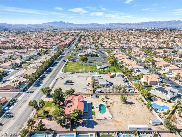 1410 East Serene Avenue, Las Vegas, NV 89123