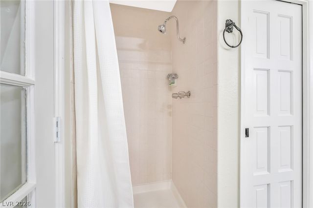 1410 East Serene Avenue, Las Vegas, NV 89123