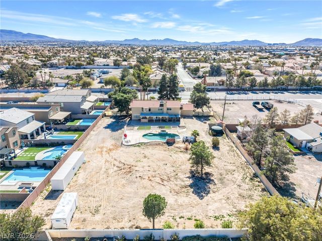 1410 East Serene Avenue, Las Vegas, NV 89123