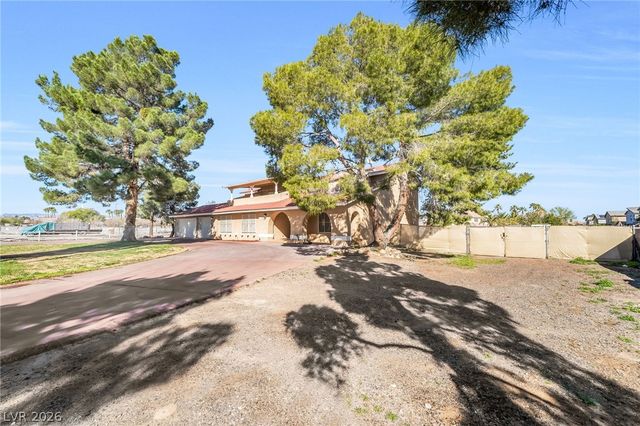 1410 East Serene Avenue, Las Vegas, NV 89123