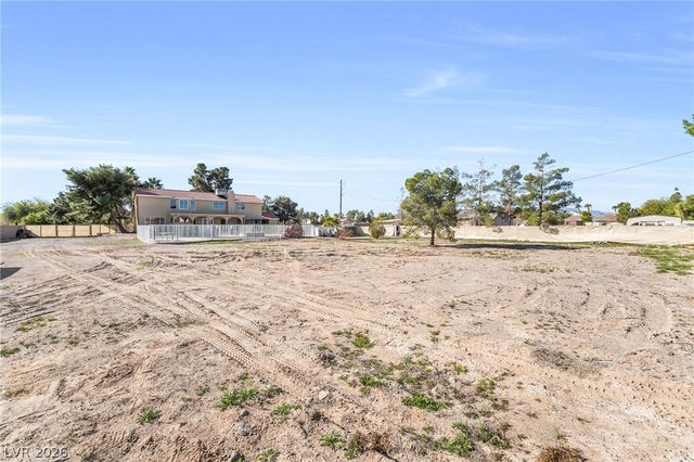 1410 East Serene Avenue, Las Vegas, NV 89123