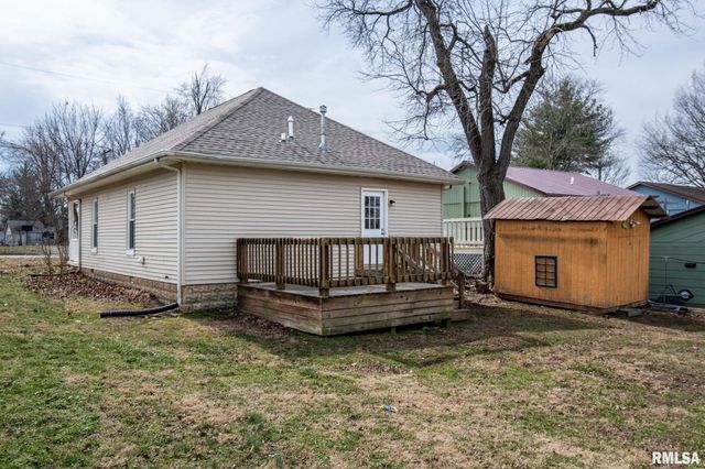 610 E ILLINOIS Avenue, Carterville, IL 62918