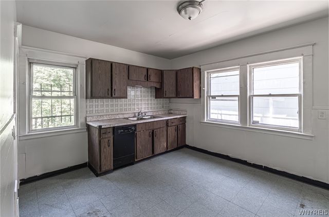 32 Schuele Avenue, Buffalo, NY 14215