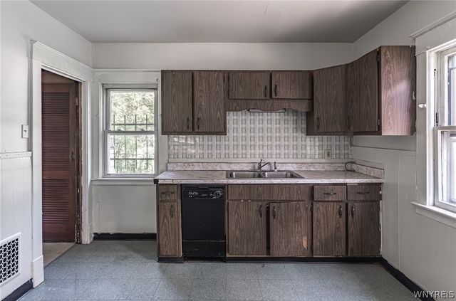 32 Schuele Avenue, Buffalo, NY 14215