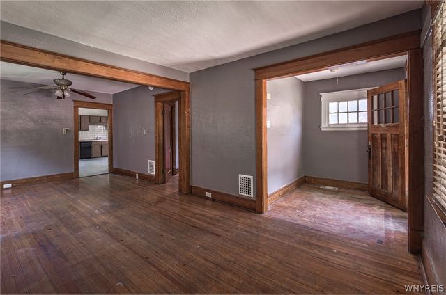 32 Schuele Avenue, Buffalo, NY 14215
