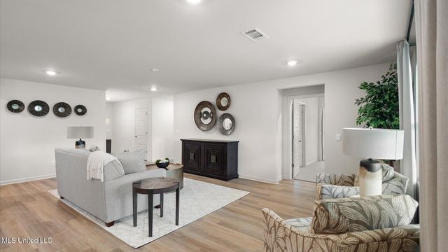 224 Raulston Drive, Byram, MS 39272