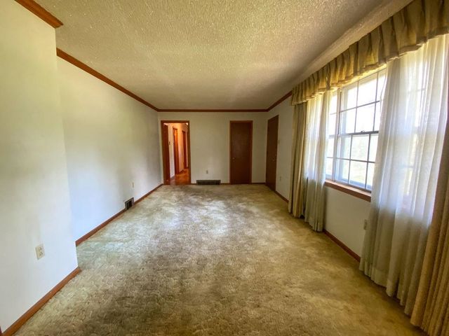 2374 KINGSLEY AVE, Memphis, TN 38127