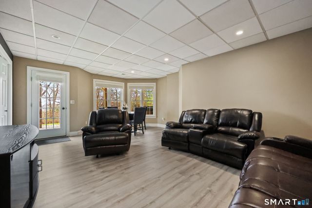 57 Little Fox Lane, Southbury, CT 06488