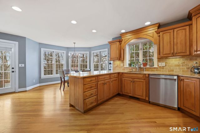 57 Little Fox Lane, Southbury, CT 06488