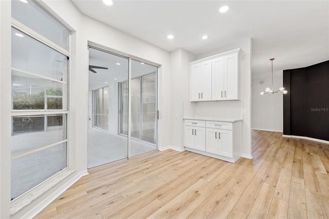 9402 WOODBAY DRIVE, Tampa, FL 33626