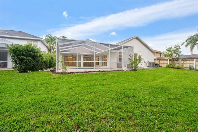 9402 WOODBAY DRIVE, Tampa, FL 33626