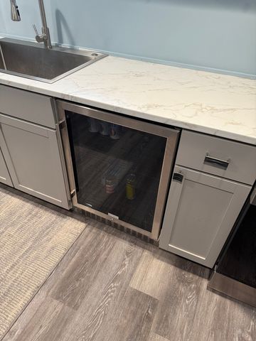 5049 N OAK PARK Avenue, Chicago, IL 60656