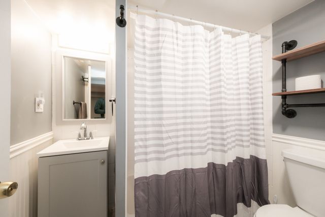 5049 N OAK PARK Avenue, Chicago, IL 60656