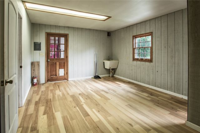 200 Chenault Road, Townville, SC 29689