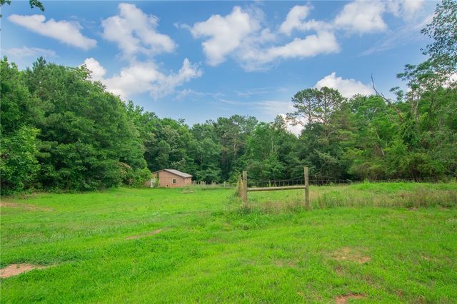 200 Chenault Road, Townville, SC 29689