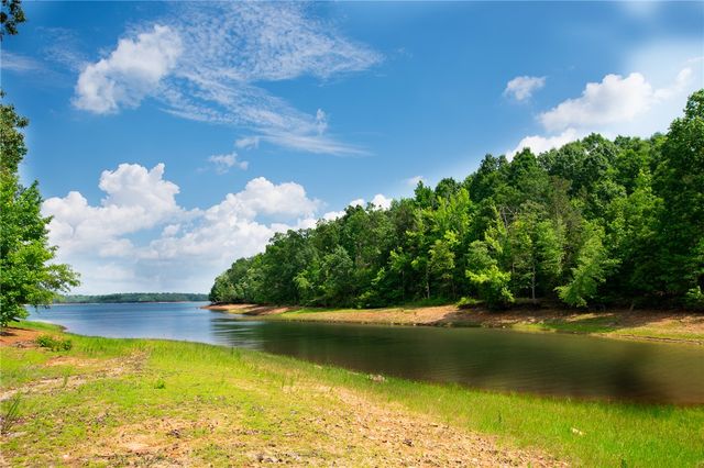 200 Chenault Road, Townville, SC 29689