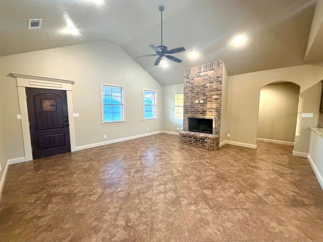 118 LAKEWAY, Spring Hill, TX 75604