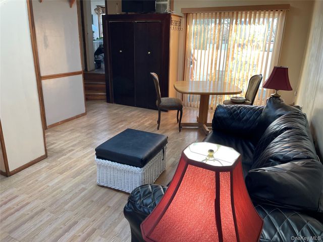 27 Birch Lane, Valley Stream, NY 11581