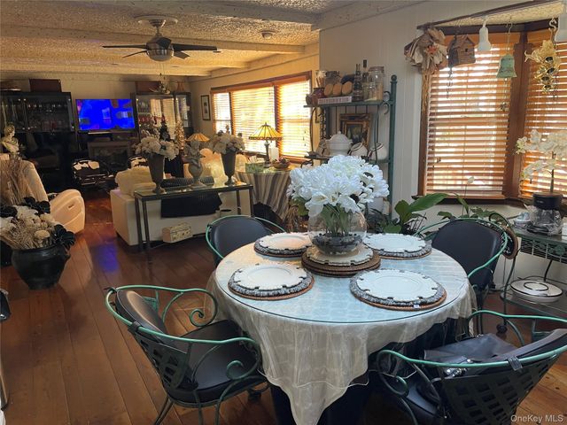 27 Birch Lane, Valley Stream, NY 11581