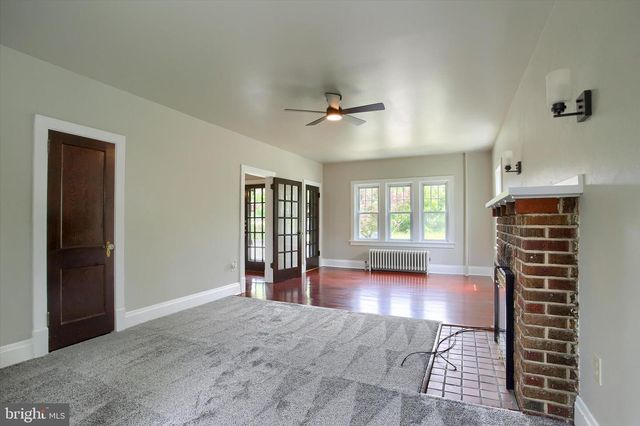 4 OAKLEIGH AVE, Harrisburg, PA 17111