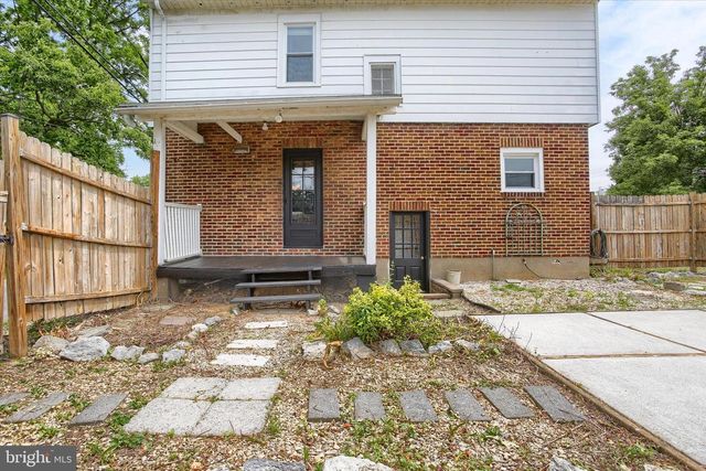 4 OAKLEIGH AVE, Harrisburg, PA 17111