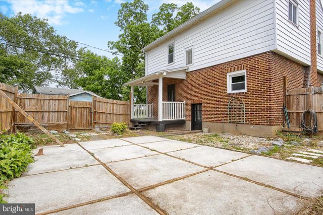 4 OAKLEIGH AVE, Harrisburg, PA 17111