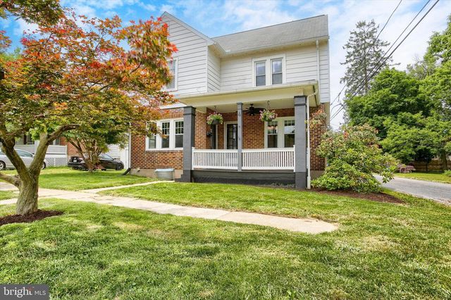 4 OAKLEIGH AVE, Harrisburg, PA 17111