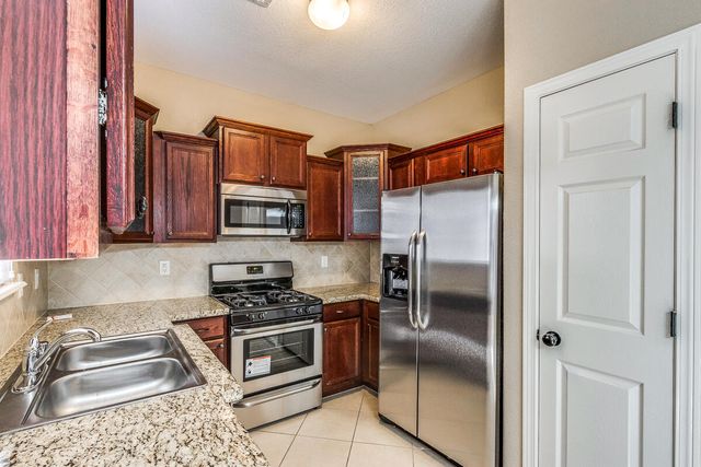 3172 HIDDEN VALLEY Drive, El Paso, TX 79938