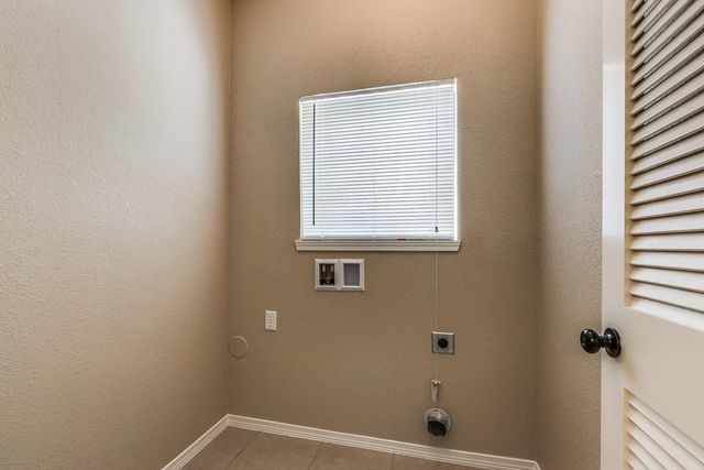 3172 HIDDEN VALLEY Drive, El Paso, TX 79938
