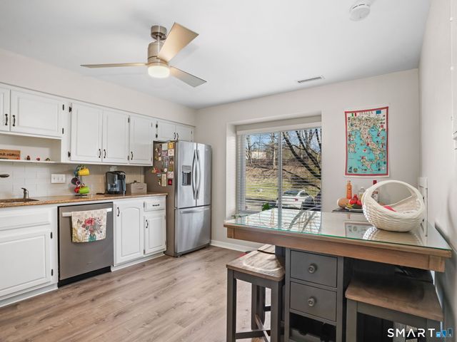 71 Aiken Street APT C8, Norwalk, CT 06851