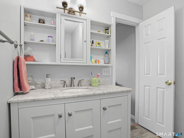 71 Aiken Street APT C8, Norwalk, CT 06851