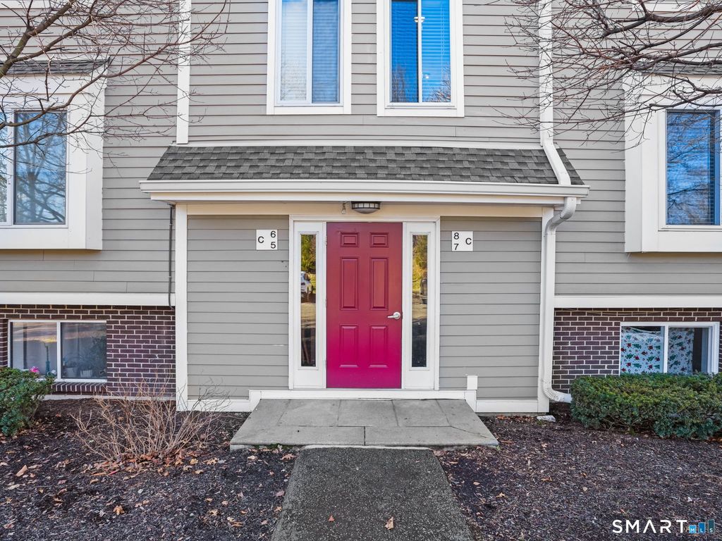 71 Aiken Street APT C8, Norwalk, CT 06851