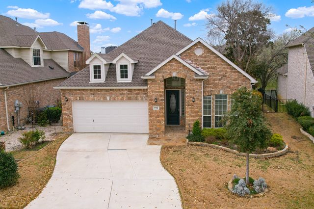 7712 Lakecrest Circle, Irving, TX 75063