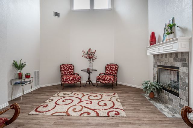 7712 Lakecrest Circle, Irving, TX 75063