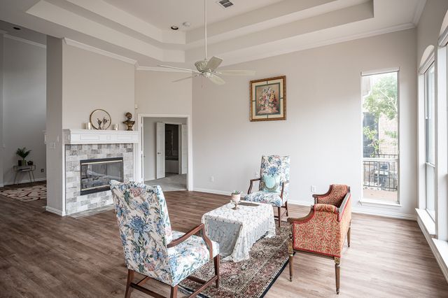 7712 Lakecrest Circle, Irving, TX 75063