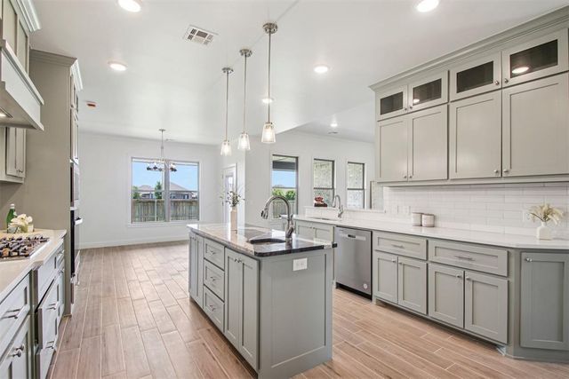 4204 Chesterfield Place, Oklahoma City, OK 73179