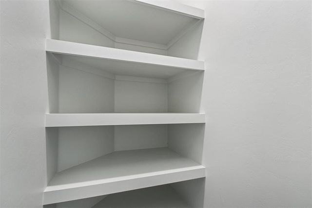 4204 Chesterfield Place, Oklahoma City, OK 73179