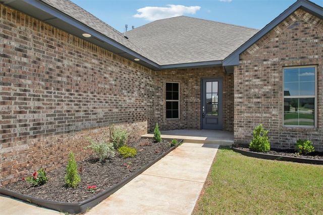 4204 Chesterfield Place, Oklahoma City, OK 73179