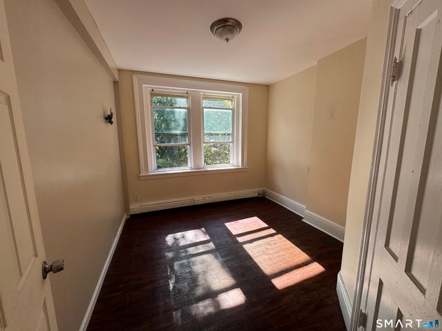 1266 Park Avenue 2, Bridgeport, CT 06604