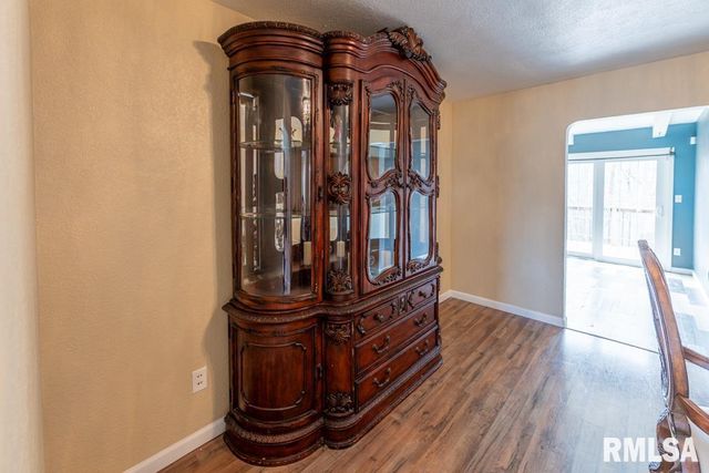 2708 BLOOMINGTON Road, East Peoria, IL 61611