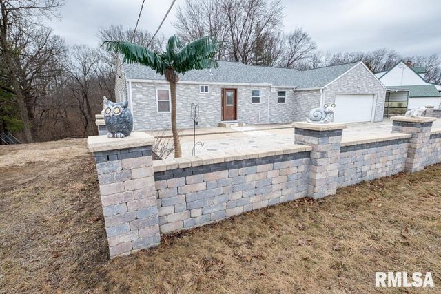 2708 BLOOMINGTON Road, East Peoria, IL 61611