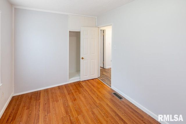 2708 BLOOMINGTON Road, East Peoria, IL 61611