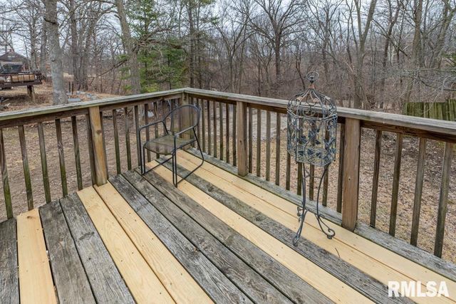 2708 BLOOMINGTON Road, East Peoria, IL 61611