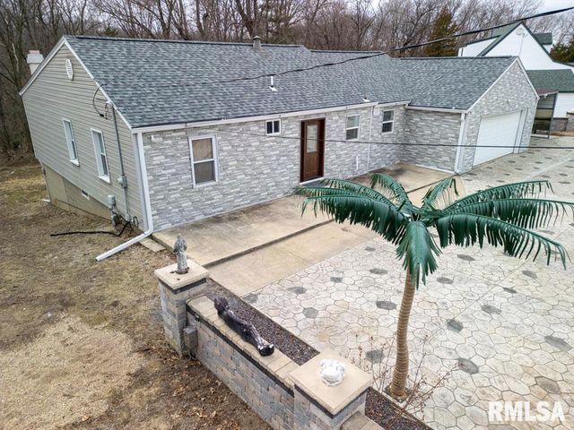 2708 BLOOMINGTON Road, East Peoria, IL 61611