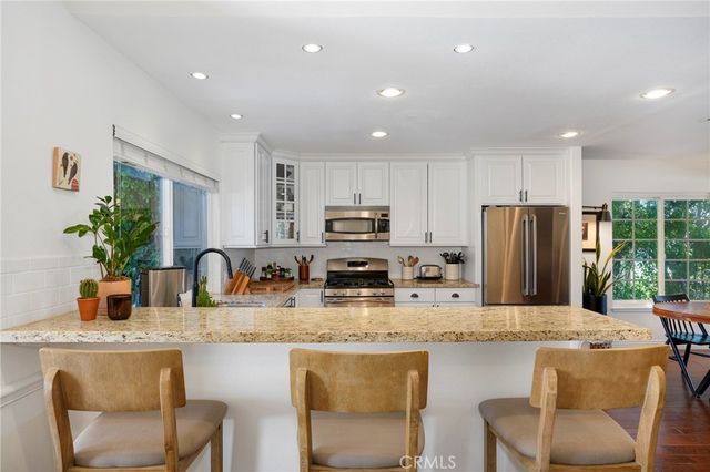 295 Odebolt Drive, Thousand Oaks, CA 91360