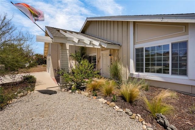 295 Odebolt Drive, Thousand Oaks, CA 91360